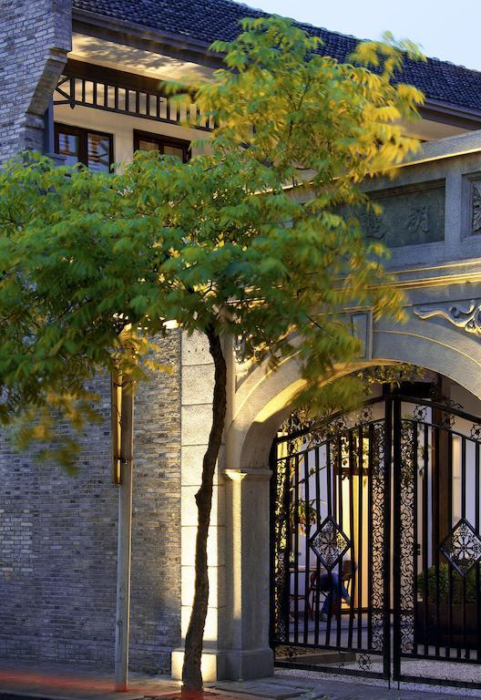 Relais & Chateaux Chaptel Hangzhou Hotel Exterior photo